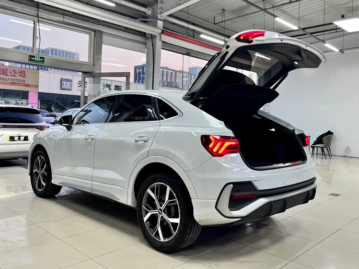 Audi Q3 Sportback 2020 40 TFSI Fashion фото 24