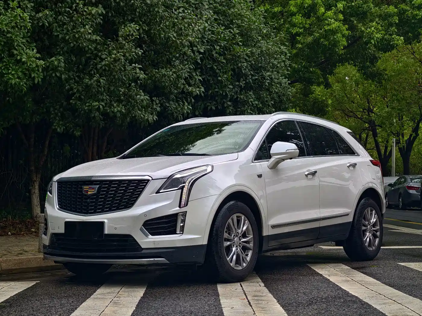 Photo 1 - Cadillac XT5