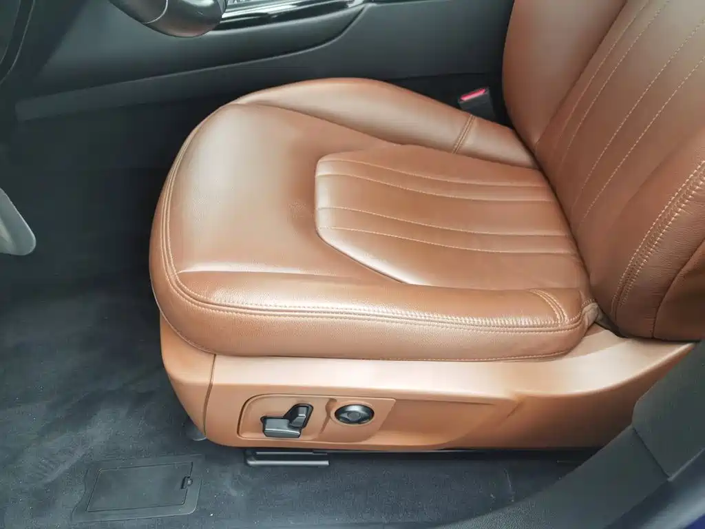 Фото 20 - Maserati Levante