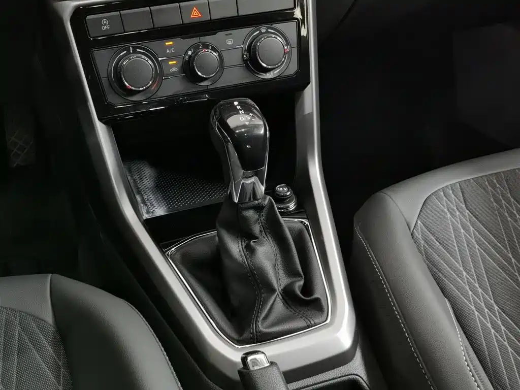 Volkswagen T-Cross 2019 280TSI DSG Comfort Edition фото 13