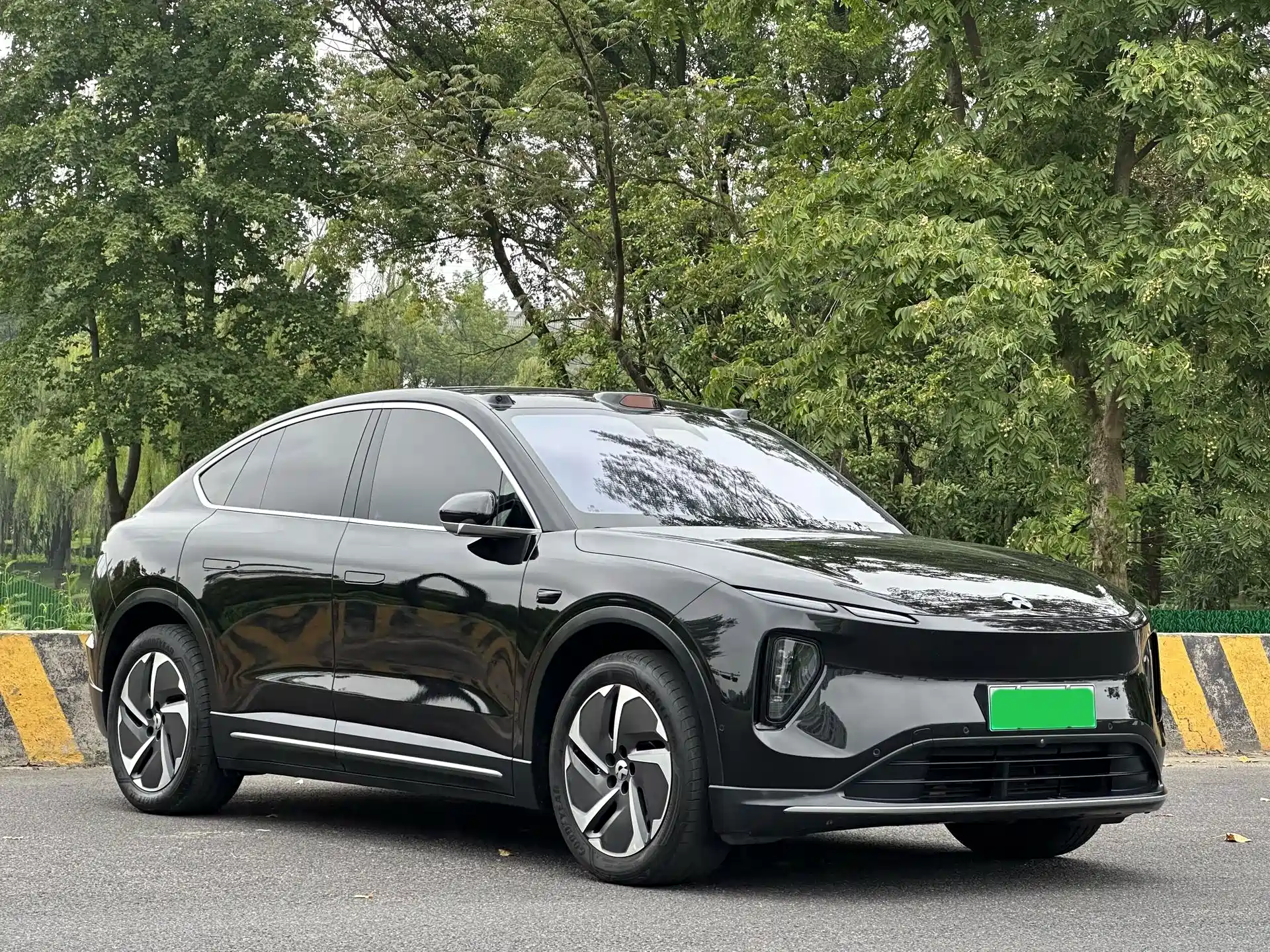 Фото 3 - NIO EC6