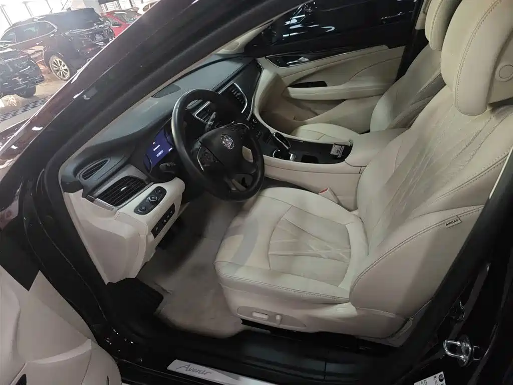 BUICK LACROSSE
