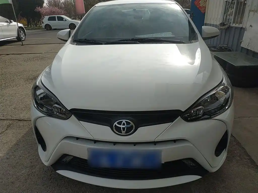 Toyota YARiS L Zhi Xiang 2017 1.5E CVT Charming Edition фото 3