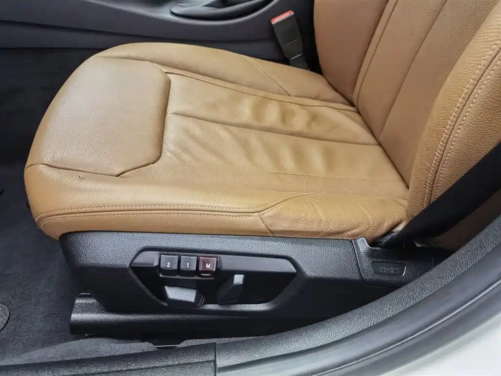 BMW 3 Series 2014 320Li Luxury Design Package фото 20