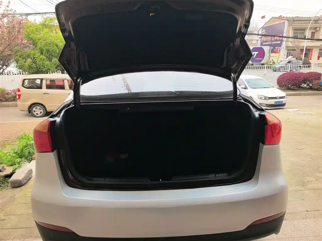 Kia K3 2015 1.6L Automatic GL фото 19