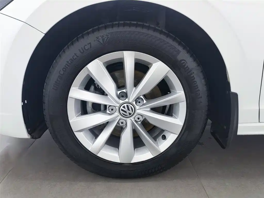 Volkswagen Bora 2019 Facelift 280TSI DSG Elite China VI фото 17