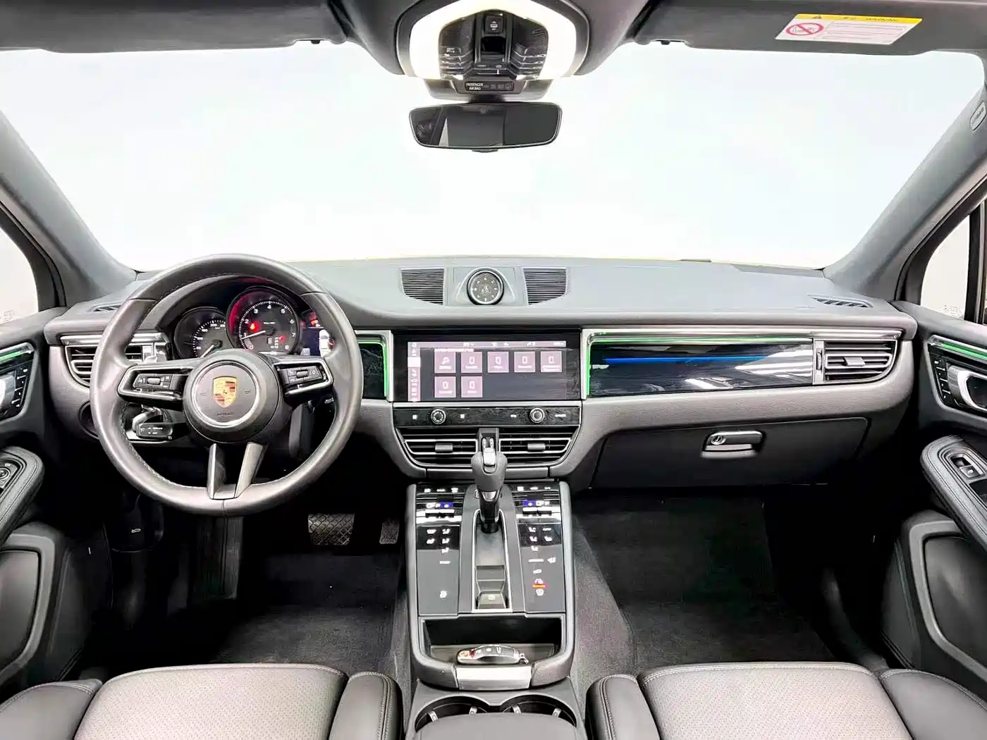 Porsche Macan 2022 Macan 2.0T фото 12