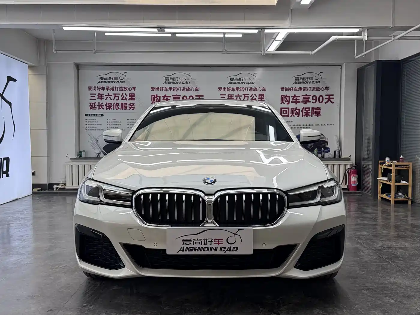 BMW 5 Series 2023 530Li xDrive M Sport Package фото 2