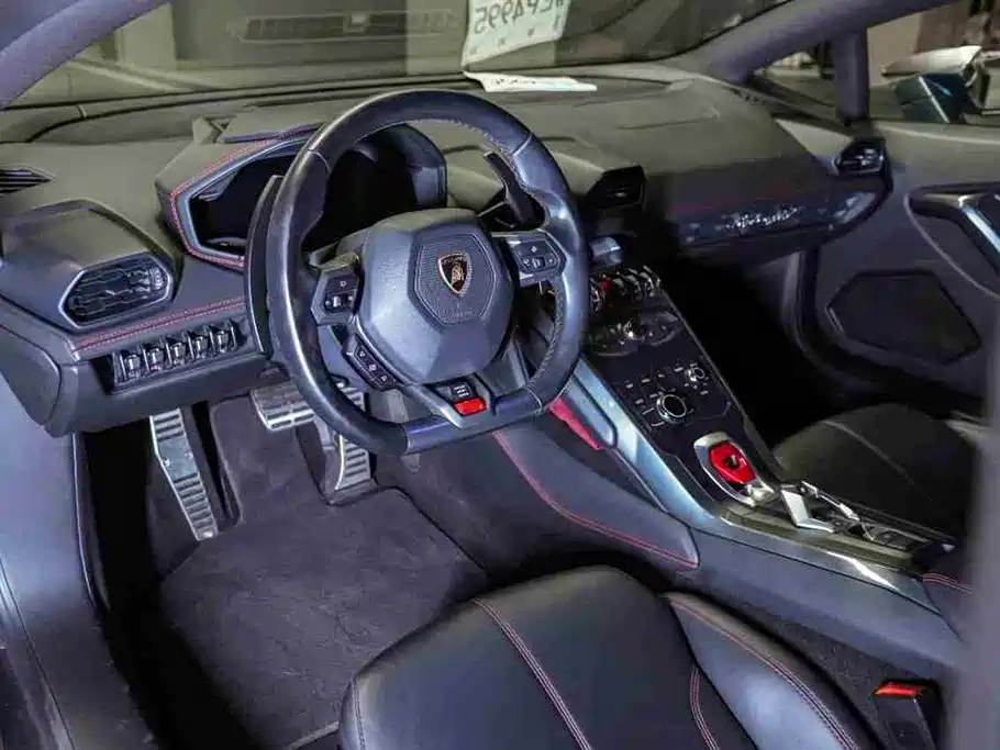 Lamborghini Huracán 2016 Huracán RWD Coupe фото 7