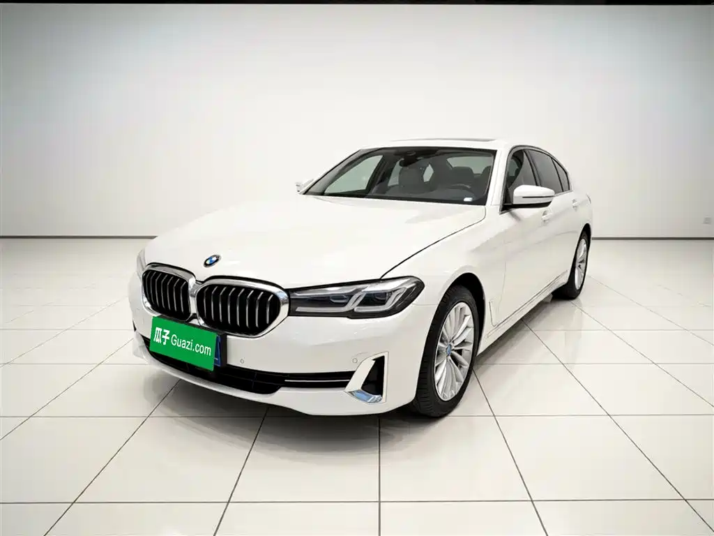 BMW 5 Series 2022 Facelift 525Li Luxury Package