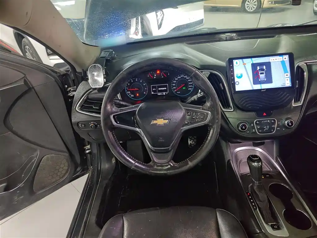 Chevrolet Malibu XL 2017 1.5T Auto Sport Edition фото 11