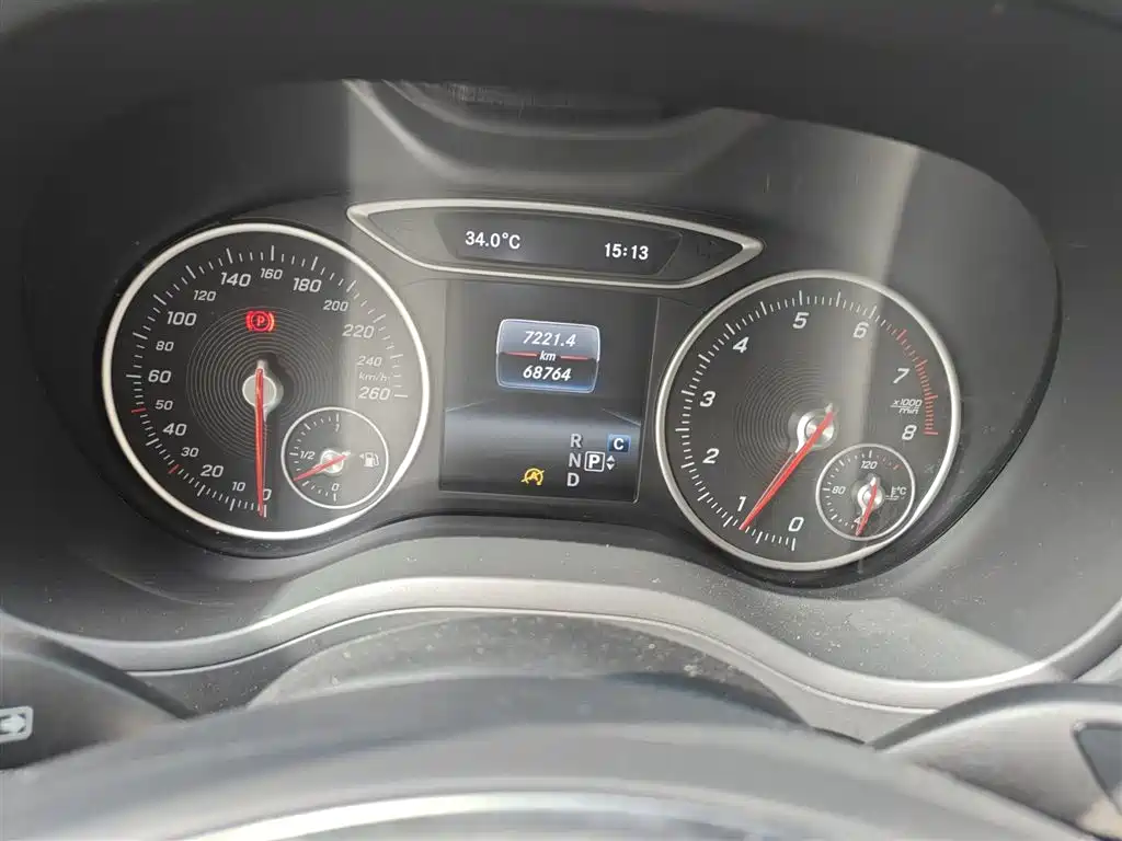 Mercedes-Benz B-Class 2016 B 200 Collector's Edition фото 12