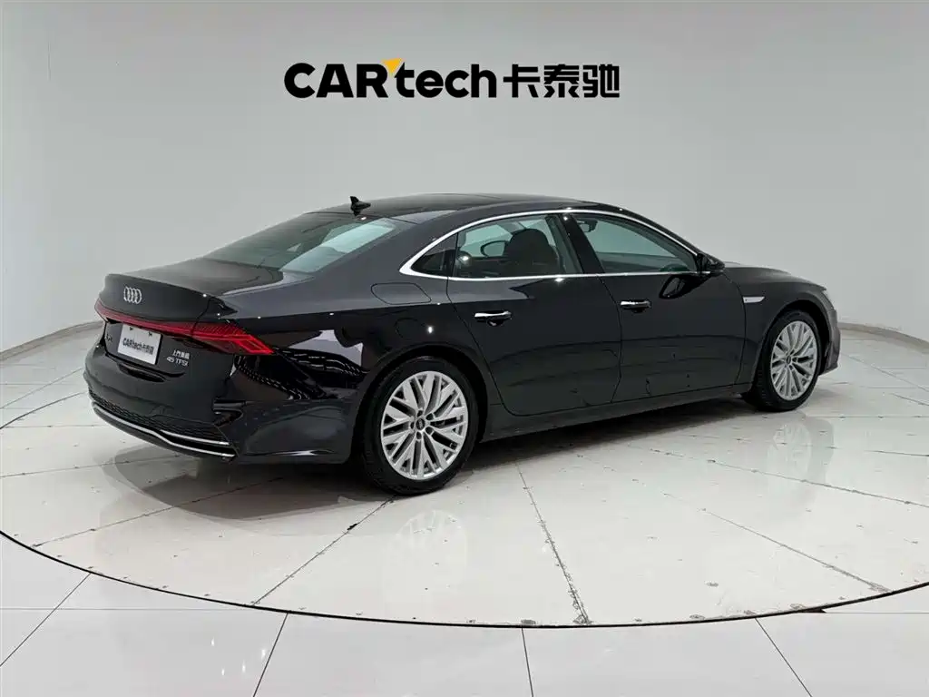 Audi A7L 2024 45TFSI S-line Dream Edition Crystal Package фото 11