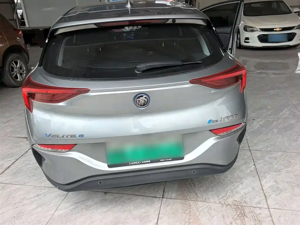 BUICK SLIGHTLY BLUE 6