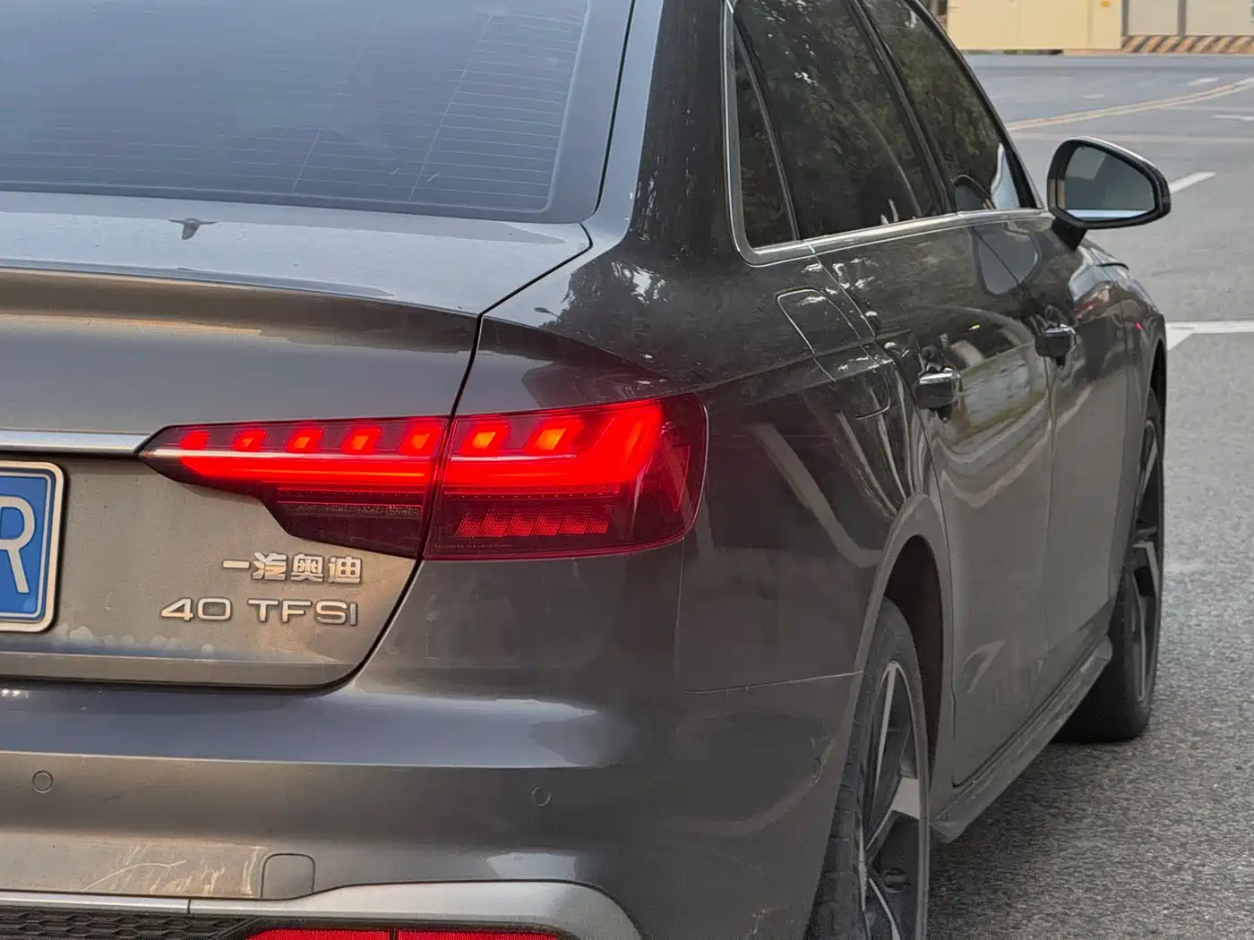 Audi A4L 2021 40 TFSI Premium Life Edition фото 18