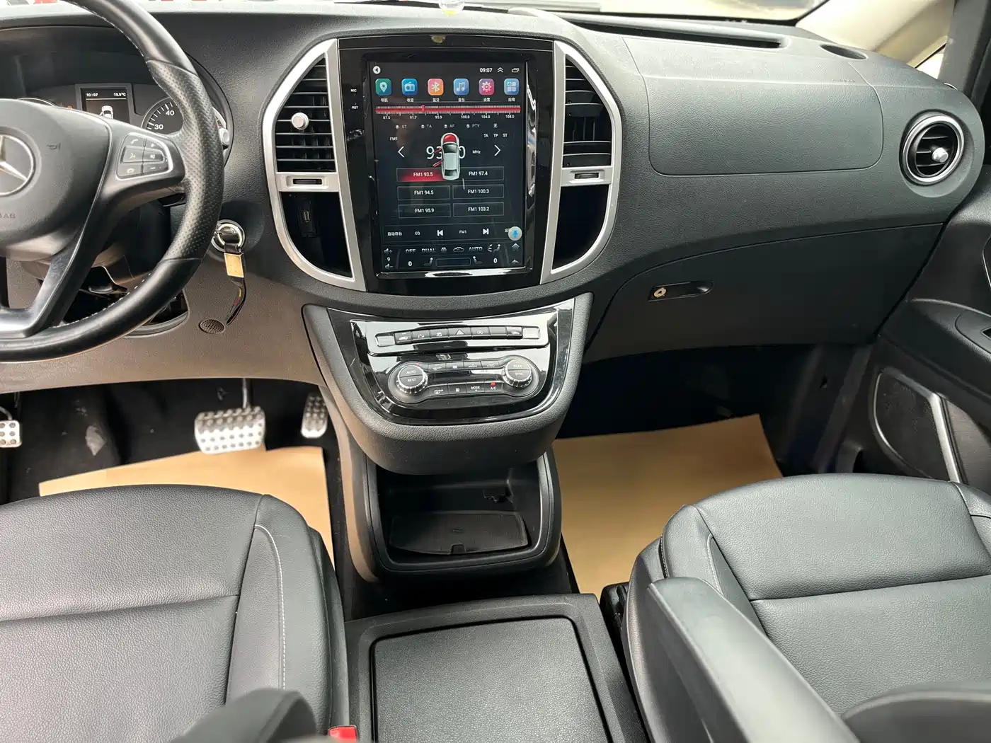 Mercedes-Benz Vito 2018 2.0T Business China V фото 16