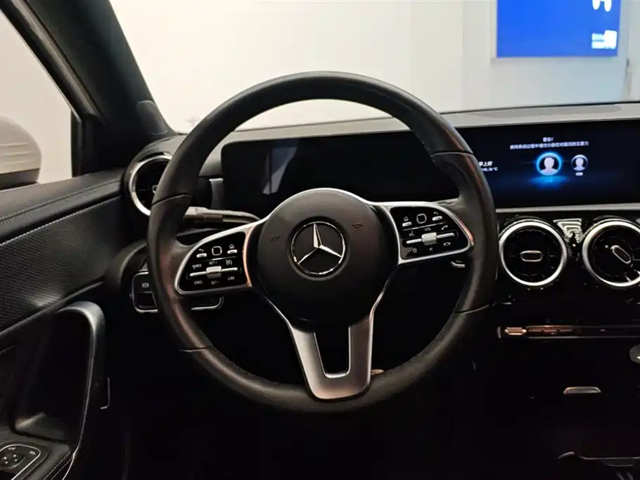 Mercedes-Benz A-Class 2022 A 180 L Sport Sedan фото 15