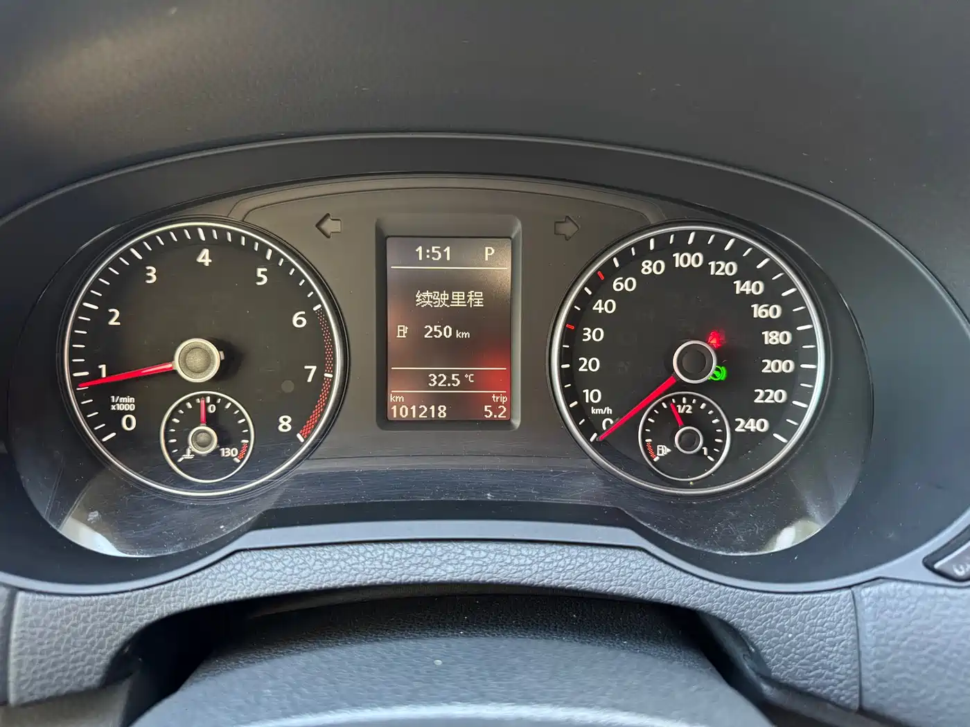 Volkswagen Sharan 2013 1.8TSI Standard фото 18