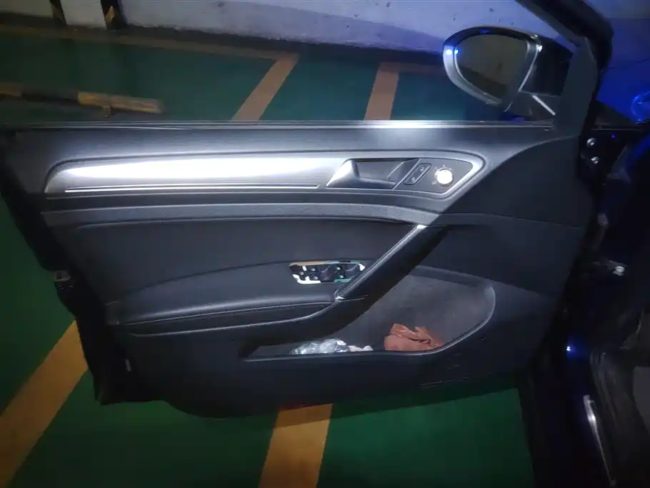 Volkswagen Golf 2018 230TSI Automatic Comfort фото 7