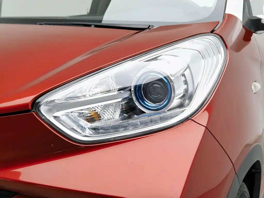 QQ New Energy Little Ant 2019 2018 400 4-Seater Premium Smart Edition