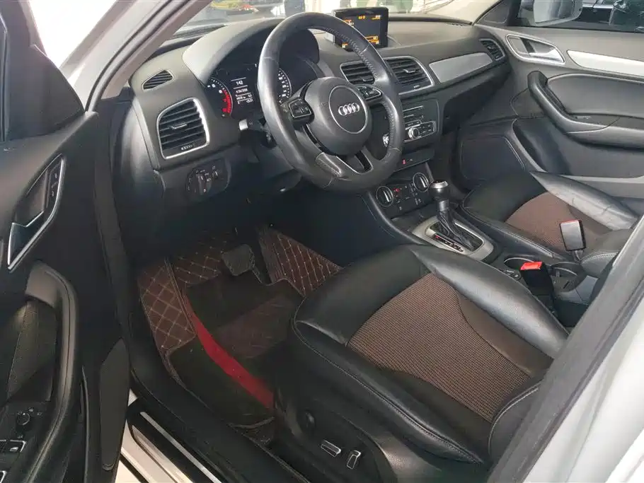 Audi Q3 2018 30th Anniversary Edition 35 TFSI Fashion фото 9