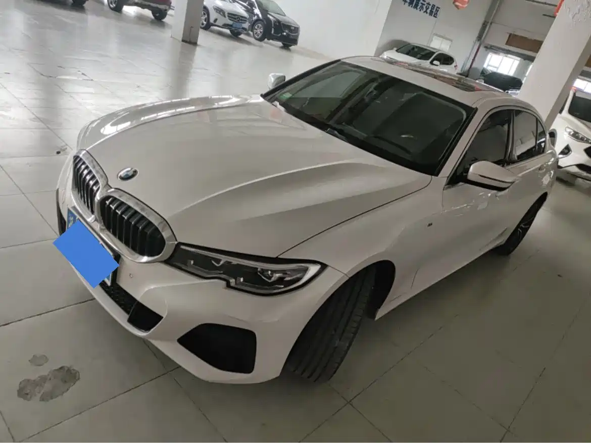 BMW 3 Series 2022 320i Sport Package