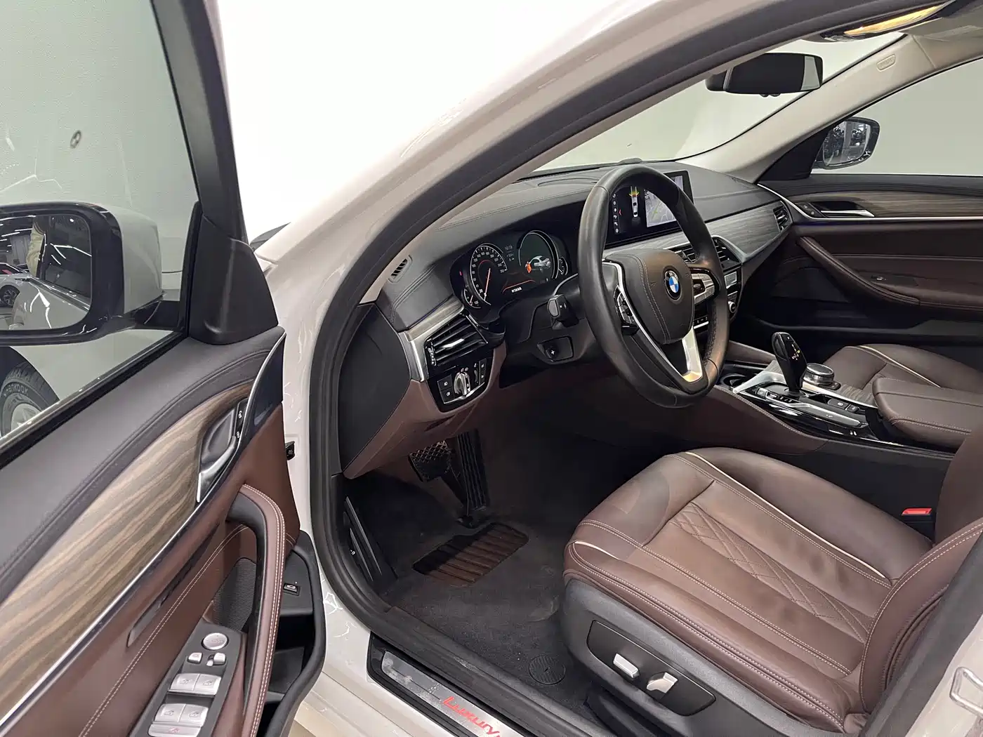 BMW 5 Series 2018 Facelift 530Li Leading Luxury Package фото 13