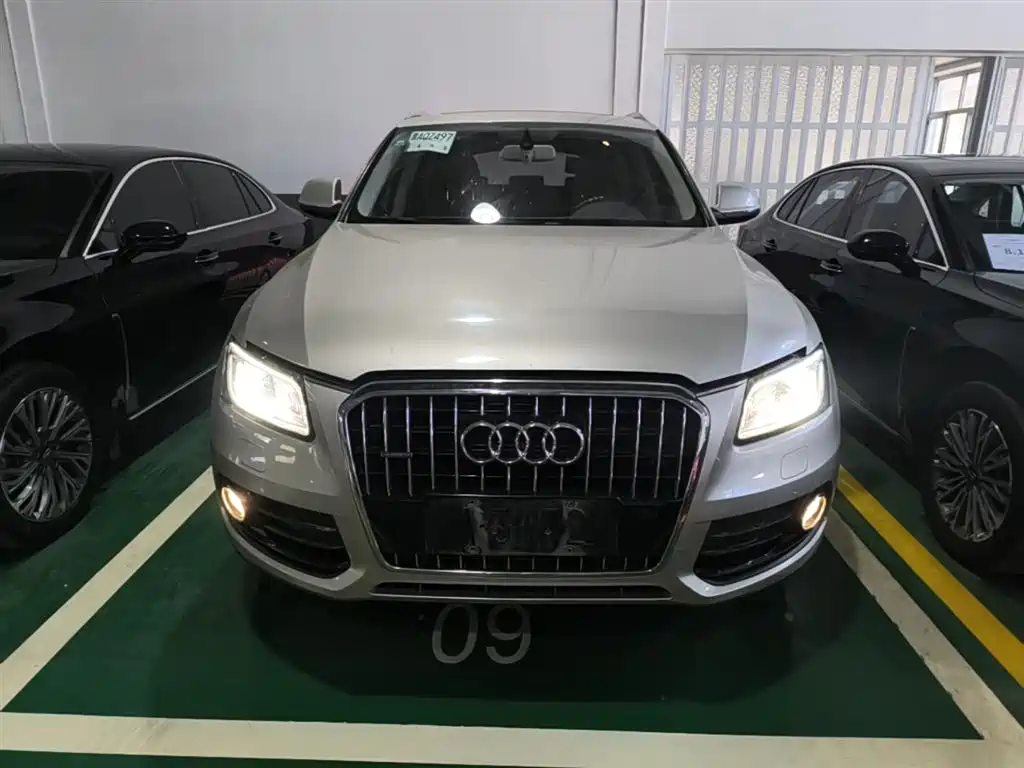 Audi Q5 2015 40 TFSI Technology фото 3