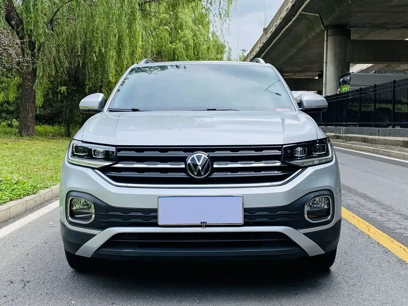 Volkswagen Tanying 2020 1.5L Automatic Joy Edition фото 2