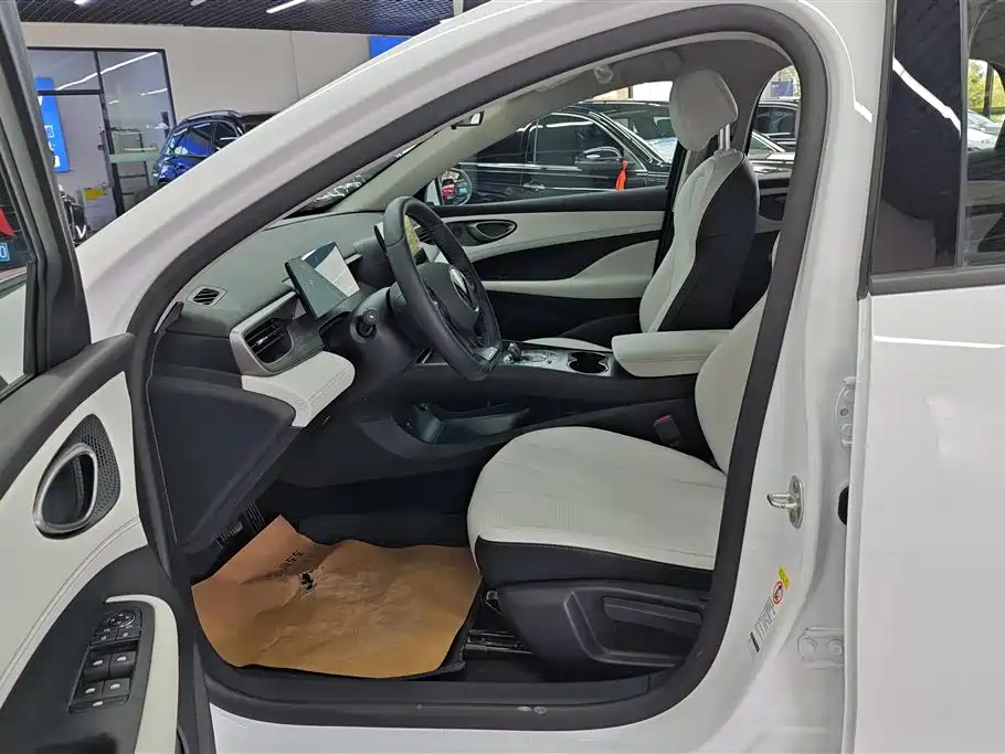 BYD Hai Bao 05 DM-i 2025 DM-i Smart Drive Edition 55KM Luxury фото 9