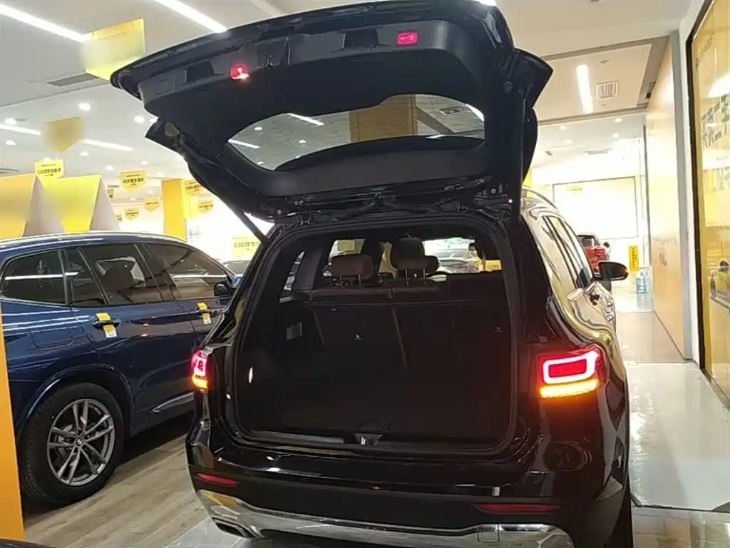 Mercedes-Benz GLB 2022 Facelift GLB 200 Dynamic Style фото 19