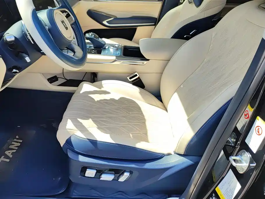 Tank 500 2022 3.0T Sport Edition Zaojing 7-Seater фото 9