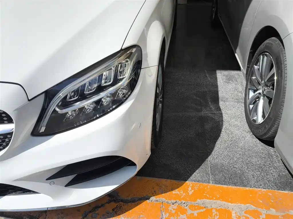 Mercedes-Benz C-Class 2019 C 180 L Fashion Sport Edition фото 24