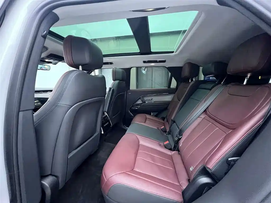 Land Rover Range Rover Sport 2023 400PS Dynamic SE фото 24