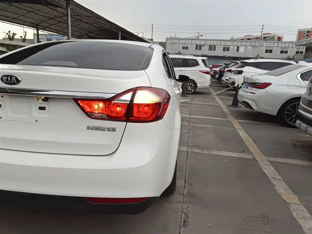 Kia K3 2017 1.6L Automatic 15th Anniversary Special GLS фото 8