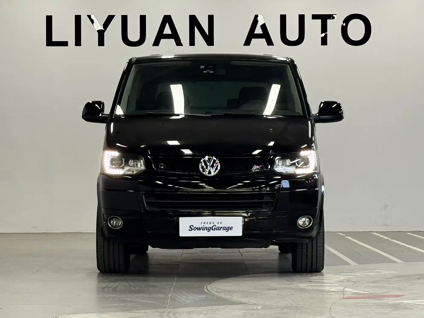 Volkswagen Multivan 2014 2.0TSI AWD Executive фото 2