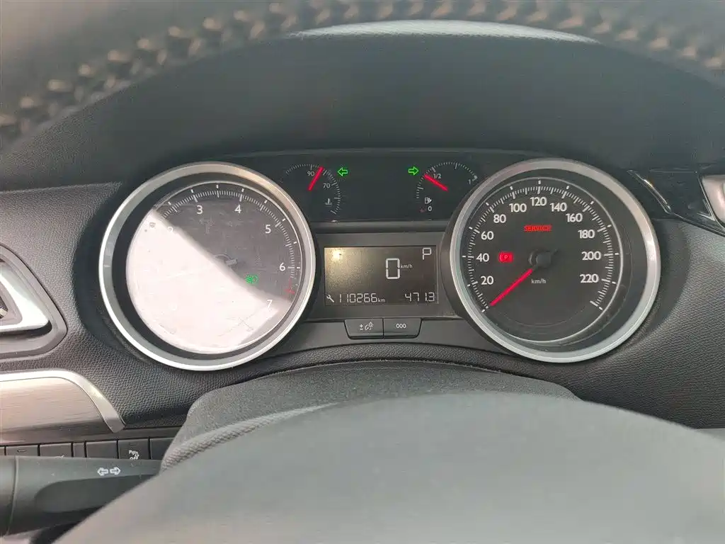 Peugeot 408 2014 1.8L Automatic Luxury Edition фото 12