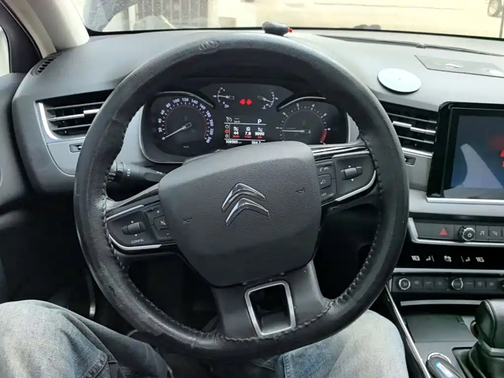 Фото 11 - Citroën C5