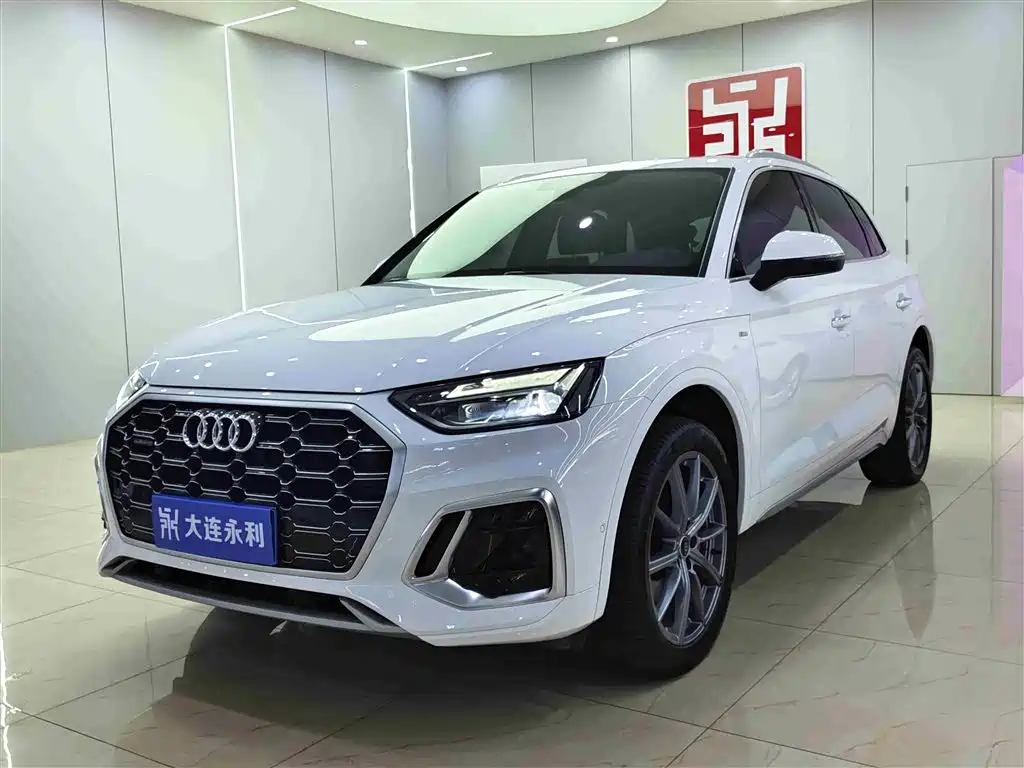 Audi Q5L 2022 40T Luxury Dynamic