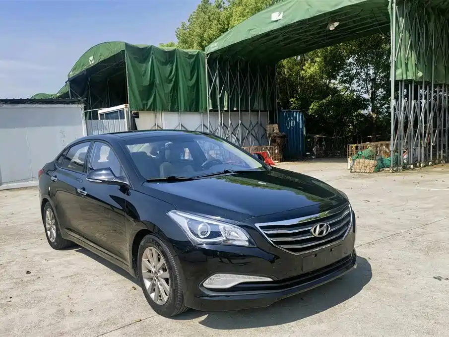 Hyundai Mistra 2014 1.8L Auto Smart GLS фото 3