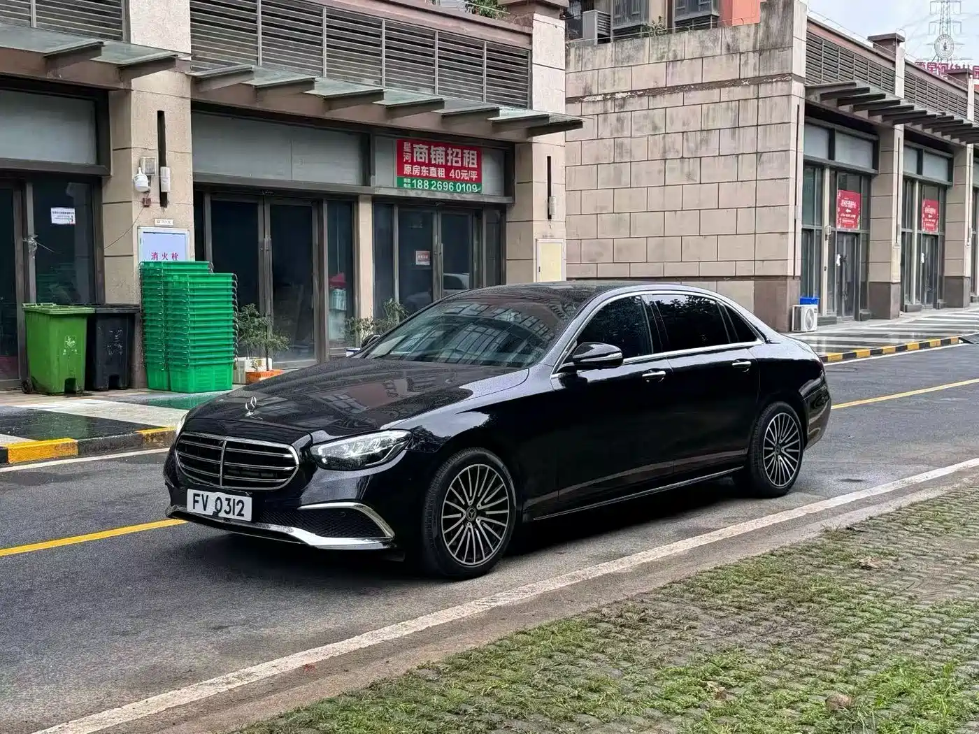 Фото 7 - Mercedes-Benz E-Class