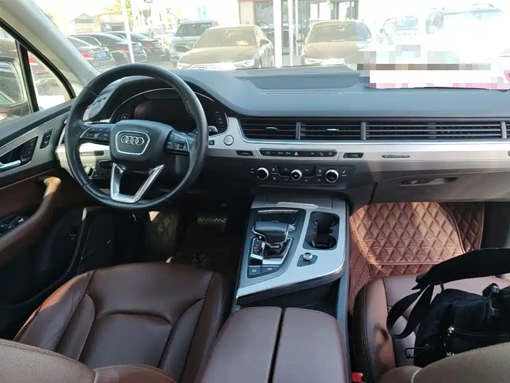 Audi Q7 2019 45 TFSI Comfort фото 10