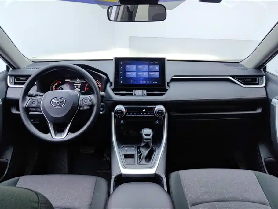 Toyota RAV4 Rongfang 2022 2.0L CVT 2WD Trend Edition фото 12