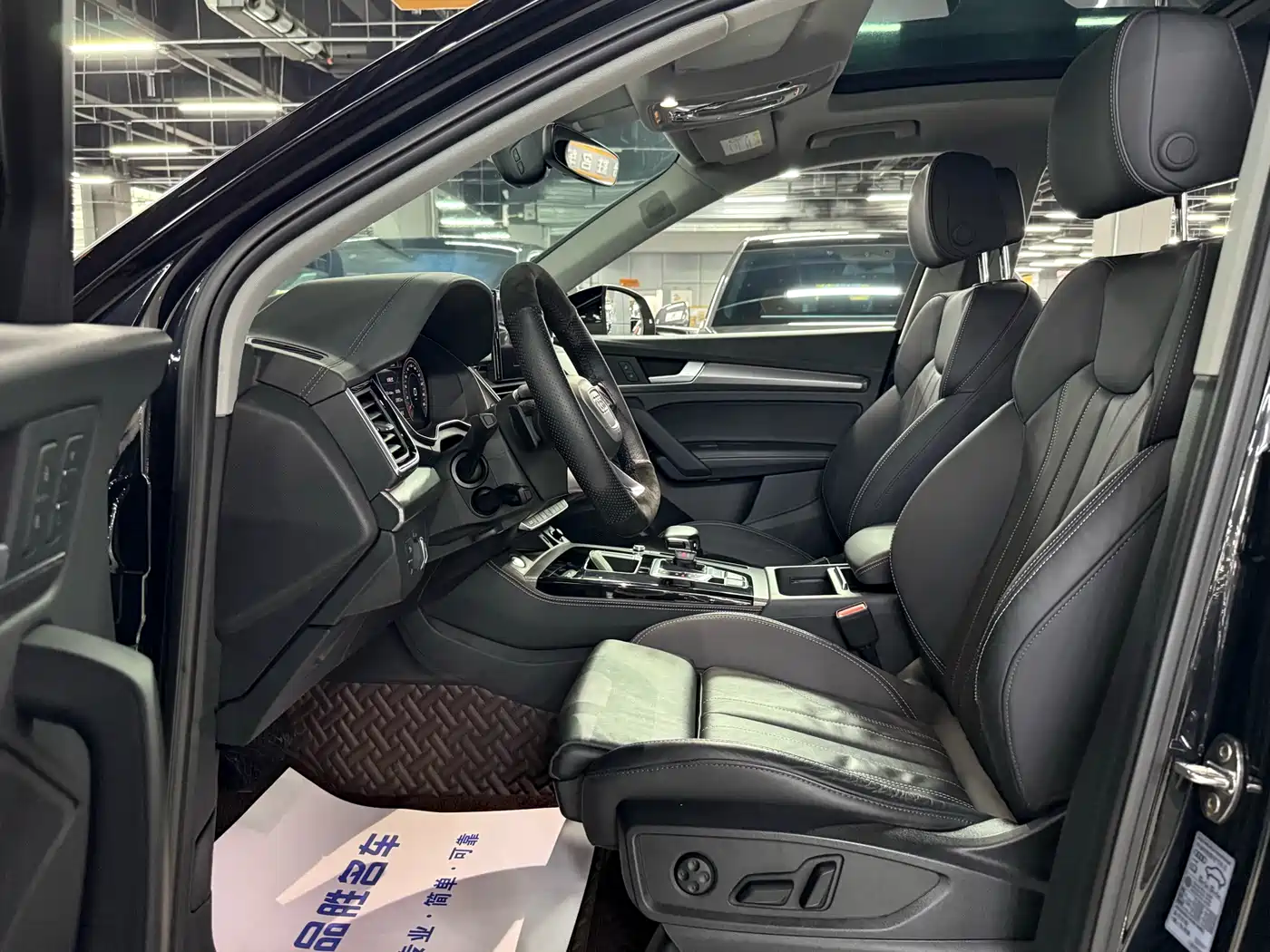 Audi Q5L 2022 45T Luxury Dynamic фото 8