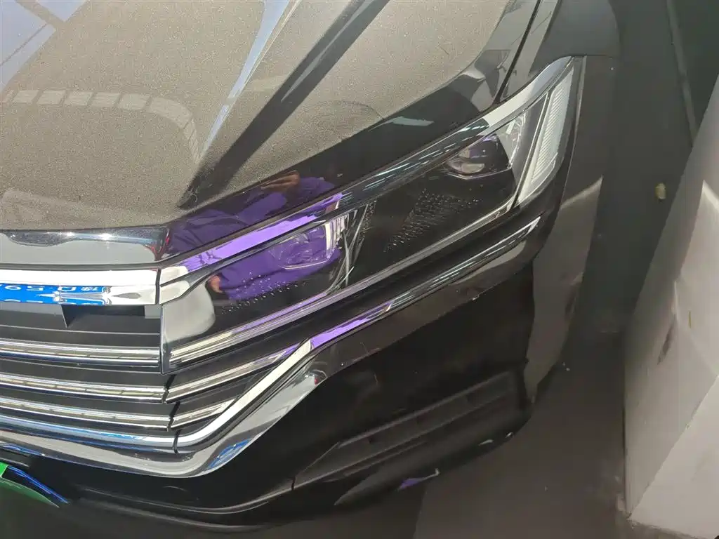 Volkswagen Touareg 2021 2.0TSI Pilot Special Edition фото 18