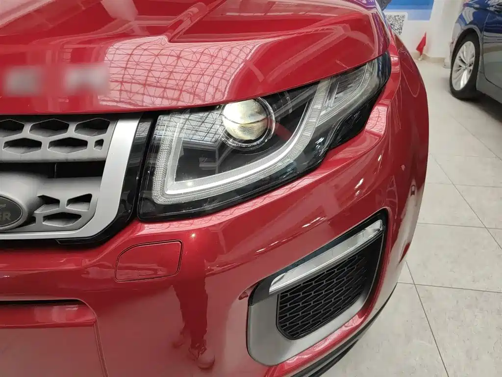 Land Rover Range Rover Evoque 2017 2.0T British Style Edition фото 24