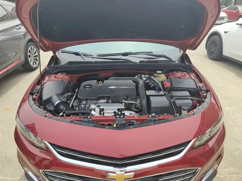 Chevrolet Malibu XL 2017 1.5T Auto Sport Edition фото 16