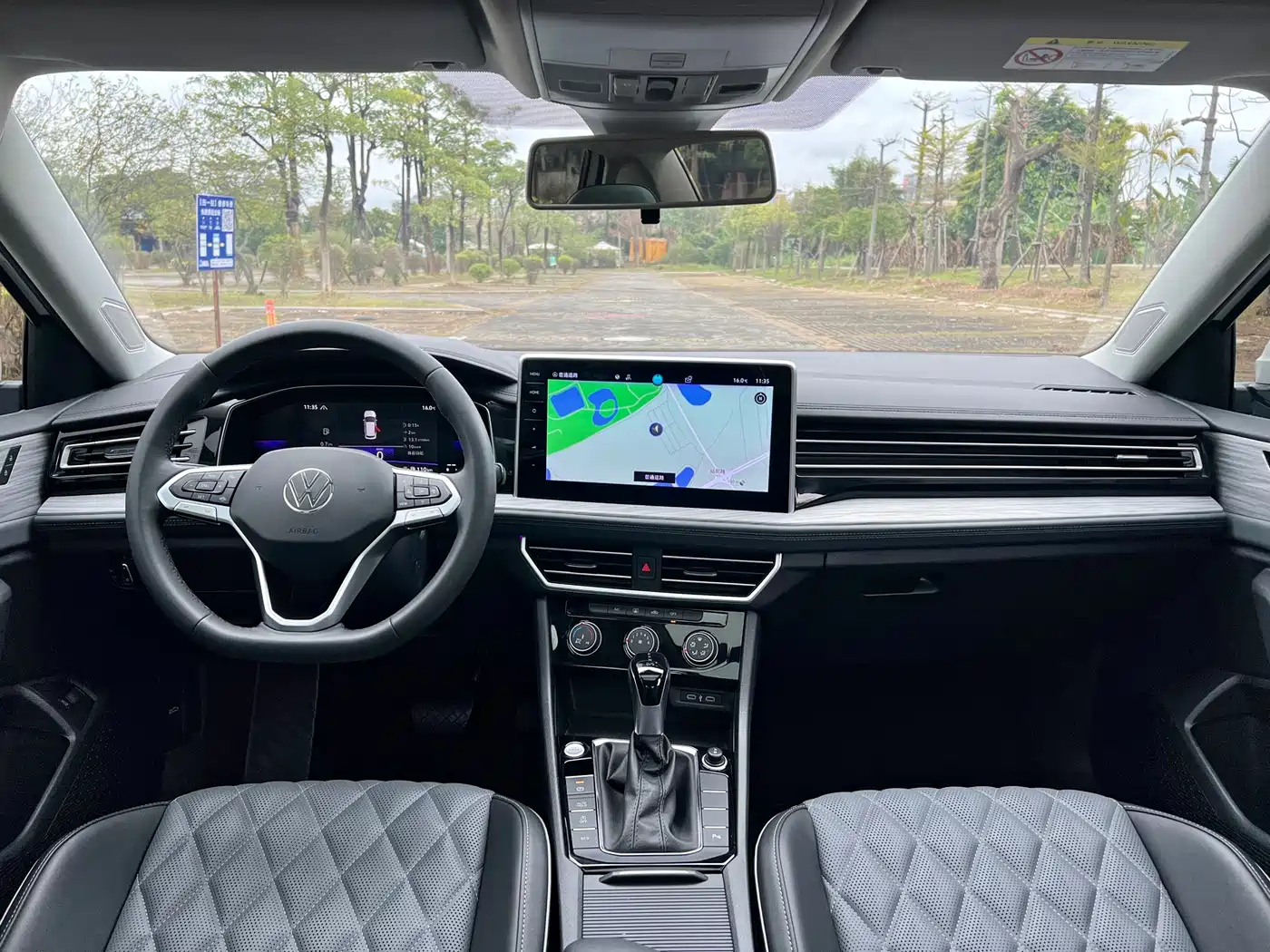 Volkswagen Sagitar 2023 300TSI DSG Surpassing Edition фото 10