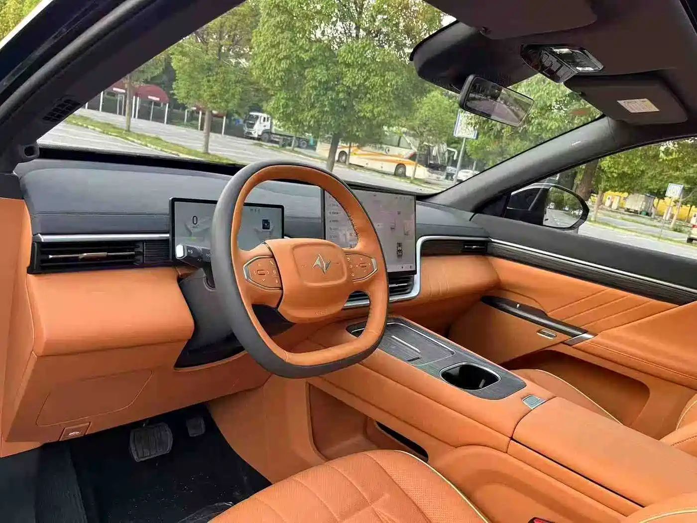 Dongfeng Yipai eπ008 2024 636Max Pure Electric 6-Seater фото 4