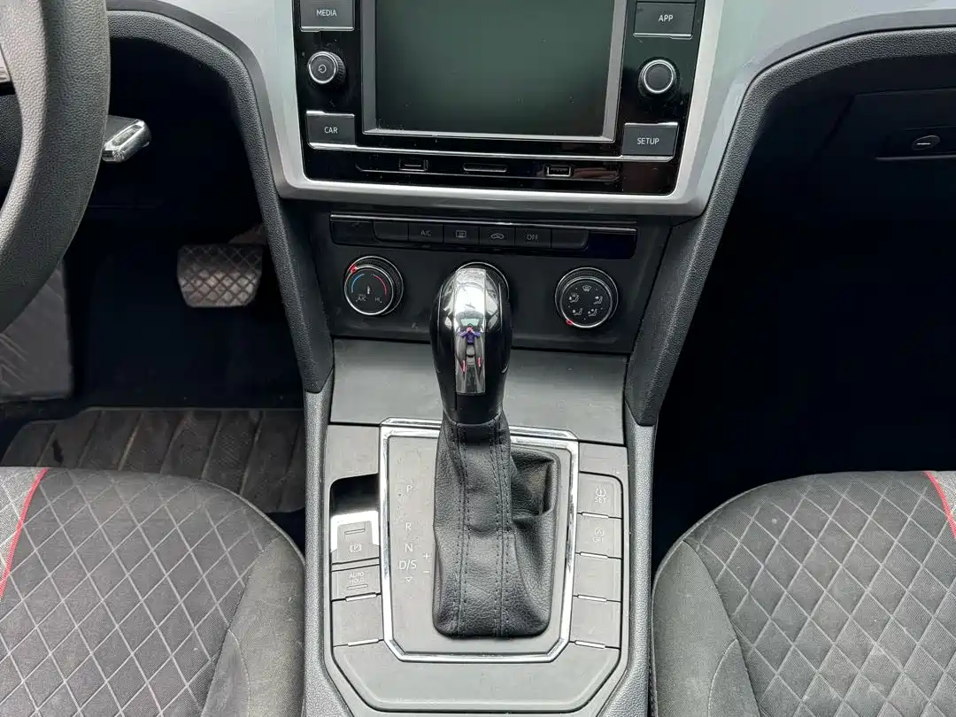 Volkswagen Lamando 2019 230TSI DSG Fashion Edition China VI фото 15
